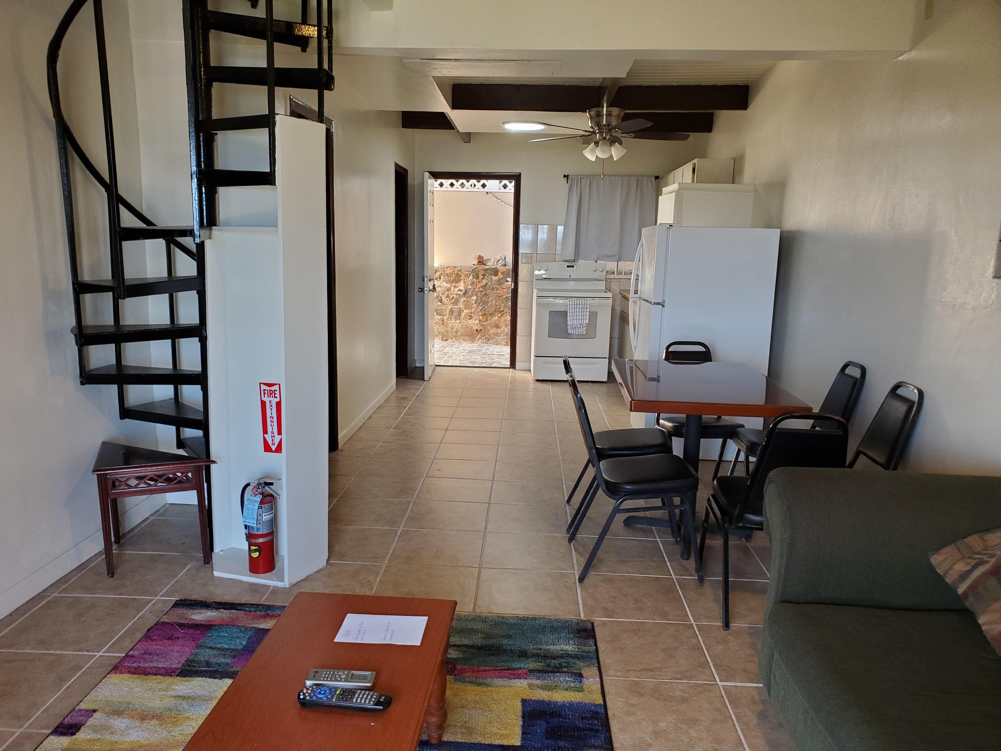 Sunset Gardens Guesthouse Contant  Екстериор снимка